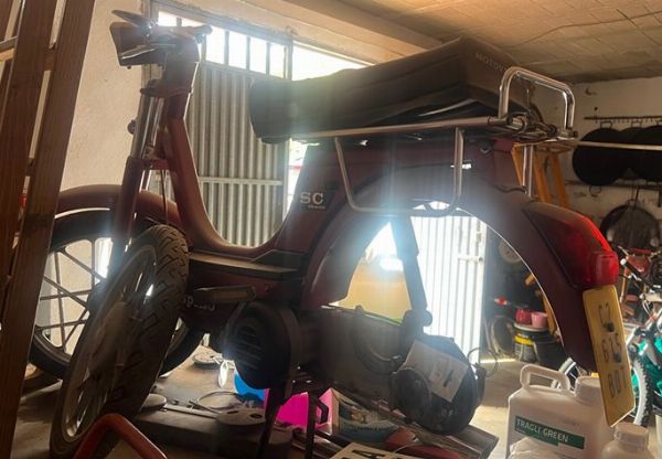 Deux véhicules et une moto à Torrent - Tribunal de commerce n° 5 de Valence
