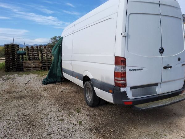 Daimler-Transporter, Sattelauflieger &ndash; Gerichtliche Liquidation Nr. 60/2025 &ndash; Gericht Latina