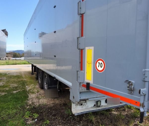 Daimler-Transporter, Sattelauflieger &ndash; Gerichtliche Liquidation Nr. 60/2025 &ndash; Gericht Latina