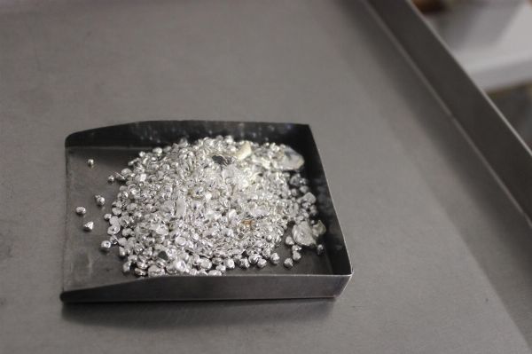 Almacén de Metales Preciosos, Semielaborados, Diamantes, Perlas y Piedras Varias - Liquidación Judicial 20/2026 - Tribunal de Vicenza