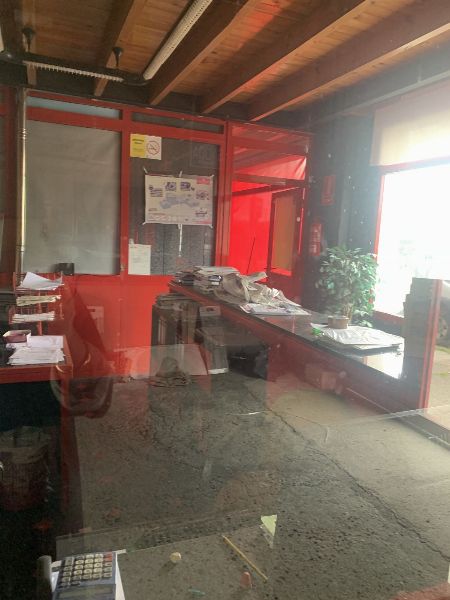 Dos fincas rusticas y un local comercial en Pontevedra - Juzgado De Lo Mercantil N&uacute;mero 1 de Pontevedra