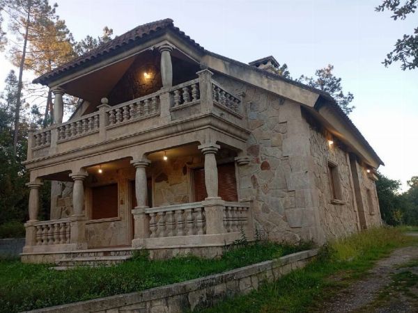 Un chalet independiente y dos terrenos urbanos ubicados en Salvaterra de Mi&ntilde;o, Pontevedra - Juzgado de lo Mercantil N&ordm;2 de Pontevedra