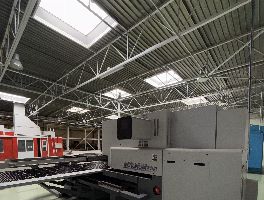 Maquinaria industrial, veh&iacute;culos, existencias y mobiliario en Guadalajara