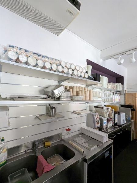Cessione Ramo d'Azienda - Gelateria in Peschiera del Garda (VR) - Amministrazione Giudiziaria n. 22/7816 - Tribunale di Verona