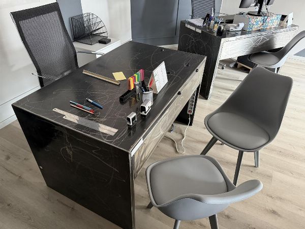 Mobilier et &eacute;quipements de bureau - Liquidation judiciaire 82/2026 - Tribunal de Brescia