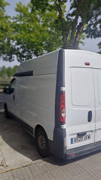 Veicolo Renault Trafic situato a Pontevedra - Tribunale Commerciale n.1 di Pontevedra