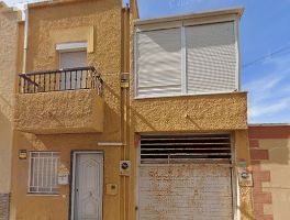 Plaza de garage ubicada en Almer&iacute;a &nbsp;