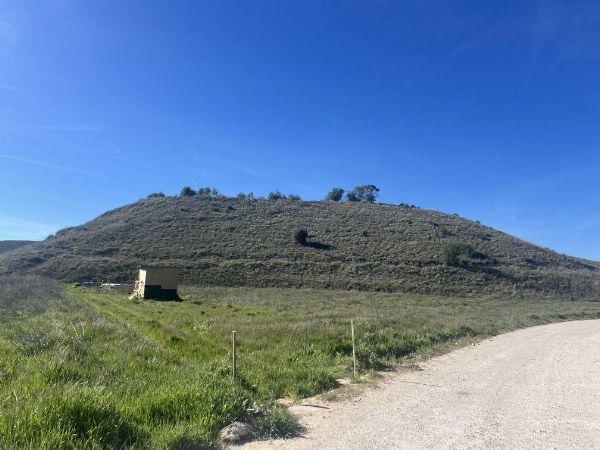 Ländliche Grundstücke in Morata de Tajuña gelegen – Handelsgericht Nr. 1 von Huelva