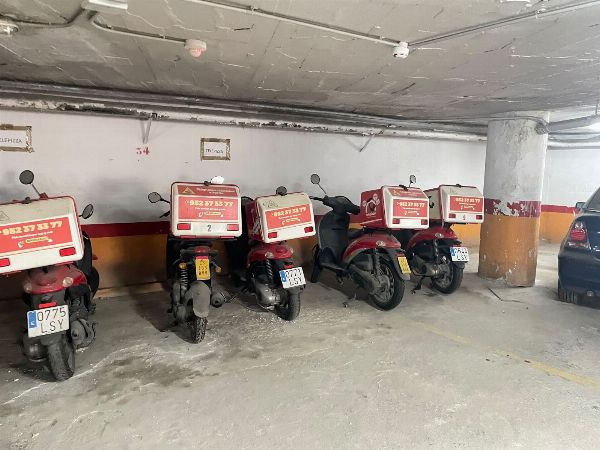 Attrezzature per la ristorazione, arredi e apparecchiature informatiche a Torremolinos - Tribunale Commerciale n.º 2 di Málaga