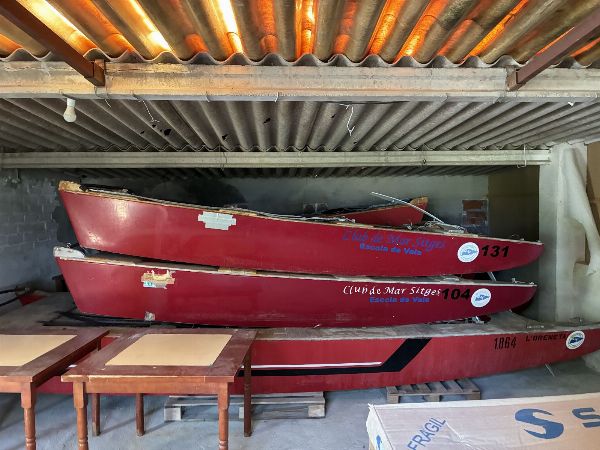 Mobiliario y equipamiento de complejo socio-deportivo y de restauraci&oacute;n - Juzgado de lo Mercantil N&ordm;7 de Barcelona