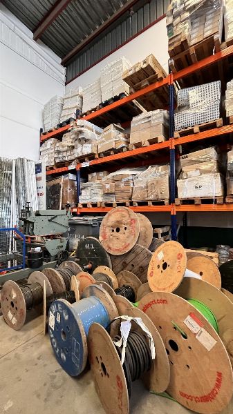 Stock of hardware and electrical material in Almer&iacute;a and El Ejido - Private Sale