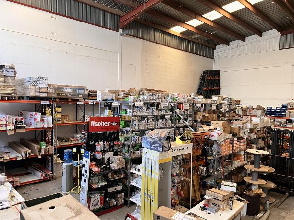 Stock of hardware and electrical material in Almer&iacute;a and El Ejido - Private Sale