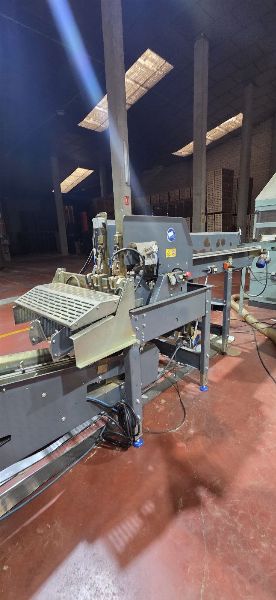Insieme de macchinari industriali, veicoli e installazioni pe' fa' le scatole - Sezione Mercantile der Tribbunale de Ja&eacute;n. Piazza n&deg; 1