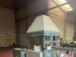 Conjunto de maquinaria industrial, veh&iacute;culos e instalaciones para la fabricaci&oacute;n de envases, ubicados en M&eacute;rida