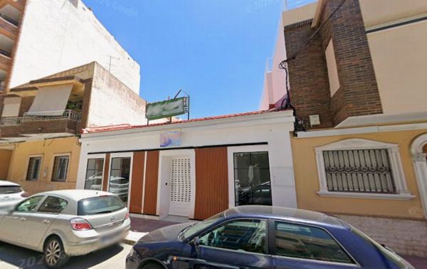 Local &agrave; Torrevieja (Alicante) - Tribunal de commerce n&deg; 3 d&rsquo;Alicante