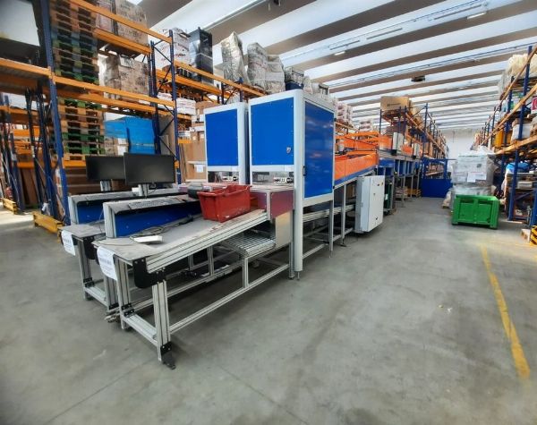 Ligne pour la reconnaissance et le tri dynamique de magazines - Biens d’équipement issus de leasing - Intrum Italy S.p.A