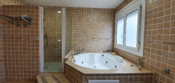 Cuota del 50% de una vivienda ubicada en Castebell I El Vilar - Barcelona - Juzgado de lo Mercantil nº2 de Barcelona