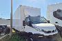 Cami&oacute;n IVECO 70C18 con plataforma trasera abatible 2
