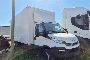 Cami&oacute;n IVECO 70C18 con plataforma trasera abatible 1