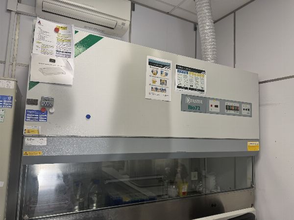 Equipamiento de laboratorio I+D, inform&aacute;tica y mobiliario de oficina